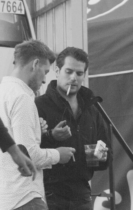 What do you consider a red flag when dating someone?