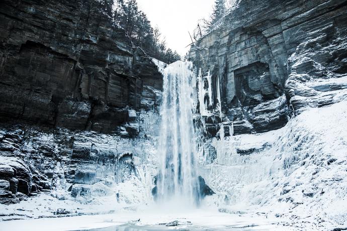 Which nature photo do you find more beautiful ?