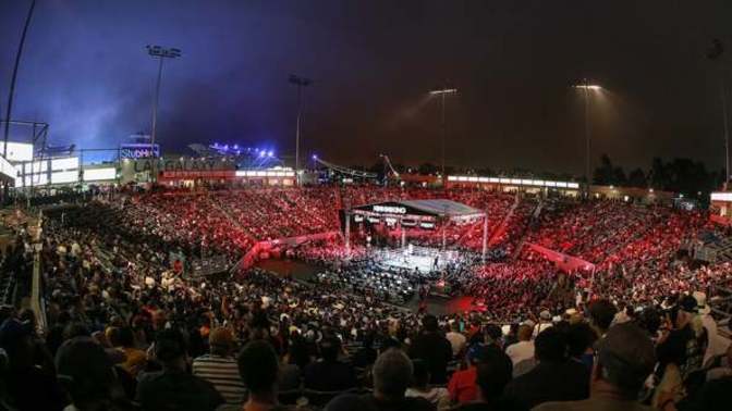 Do boxing matches need to take place more in stadiums with big shows/superfights or is there not many top draws in divisions now to make it happen?