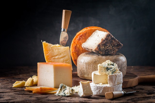 Do you like the to eat the rind off cheese?