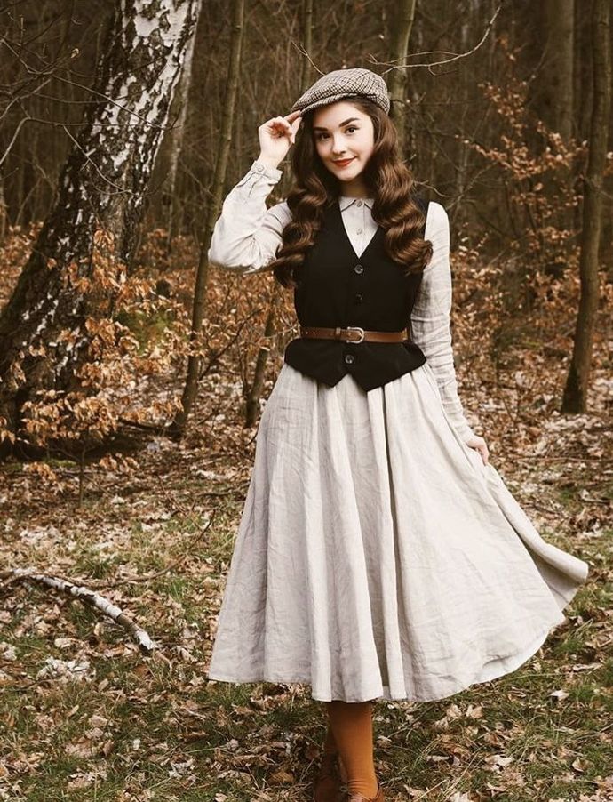 What kind of clothing do you guys prefer to see a girl wear?