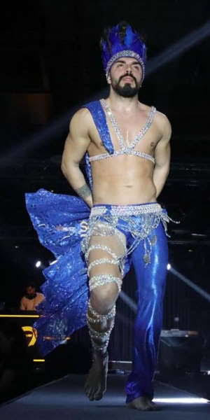 What do you think about belly dancing? Have you ever seen a belly dancer in real life?