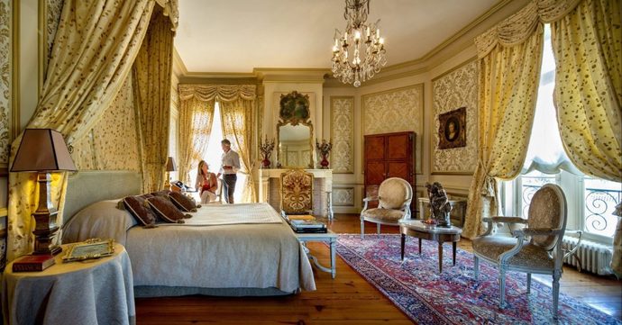 Do you have any bucketlist hotels you want to stay at?