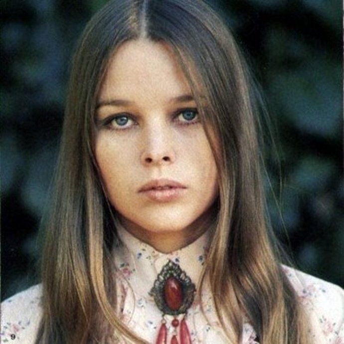 Who was your famous crush when you were young?