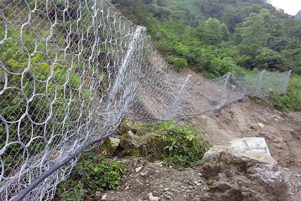Why don't ships use nets to protect themselves?