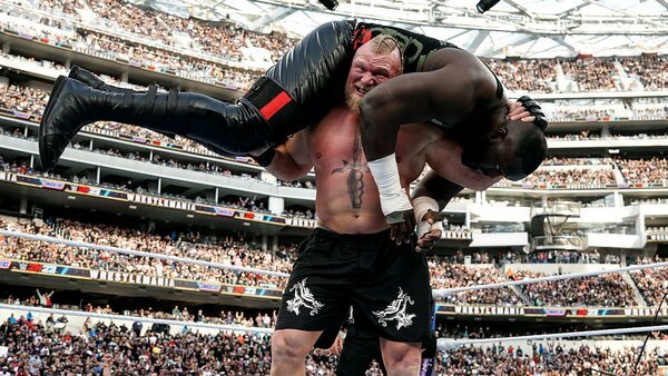 Did Brock Lesnar lift giants like Big Show, Mark Henry, Braun Strowman, and Omos for the F5 on his own effortlessly due to his natural strength?