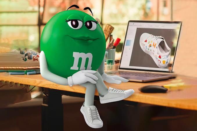 Does green M&M fit in with todays beauty standards?
