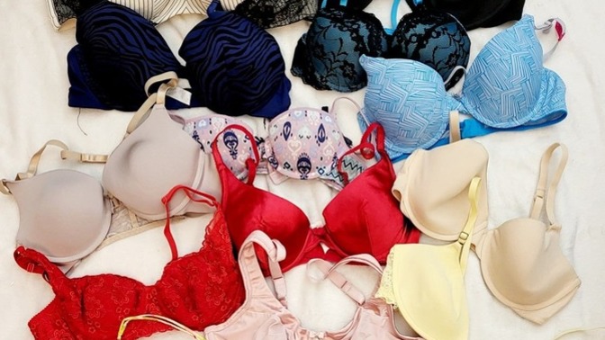 Girls, on advrage how many bras do u have?