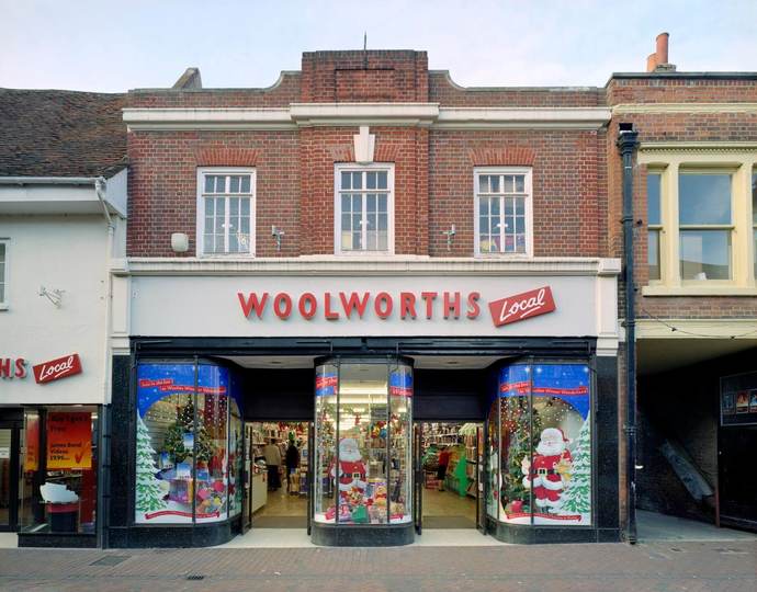 What is your favorite store that does not exist anymore?