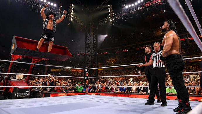 Which match between Brock Lesnar and Roman Reigns was better at SummerSlam, 2018 or 2022?