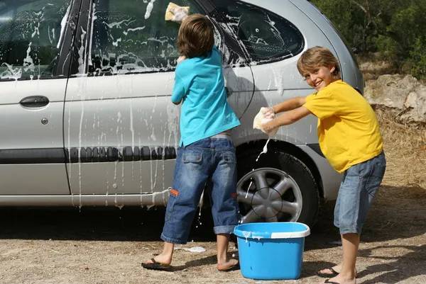 Should children be put to work earlier to learn valuable life skills?