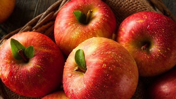 Apples vs bananas. Which fruit do YOU like more?