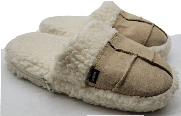 What brand shoe, you wearing right now?