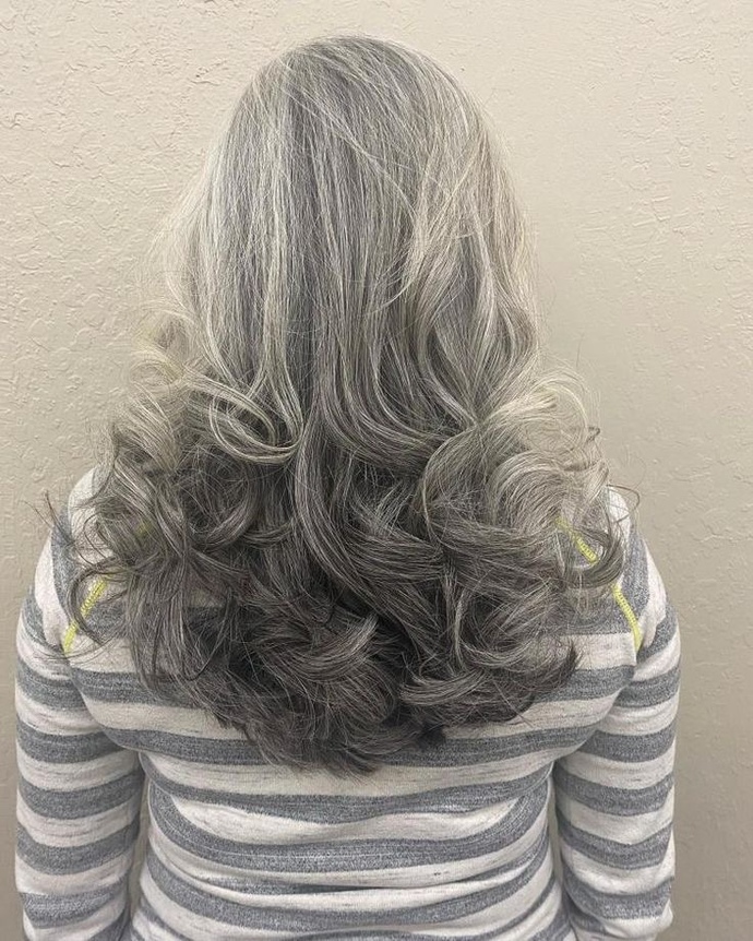 What do you think of greying/white hair?