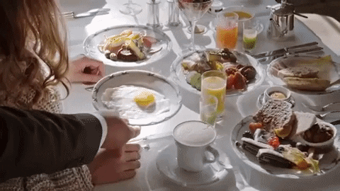 What should go on a proper full breakfast plate?