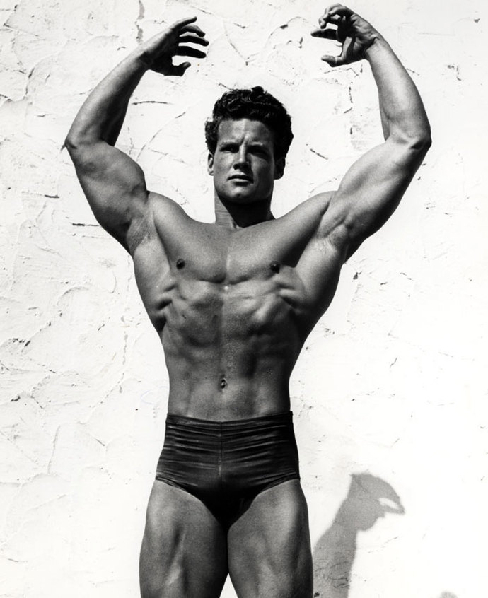 Which era of bodybuilding so you prefer? Bronze or silver era?