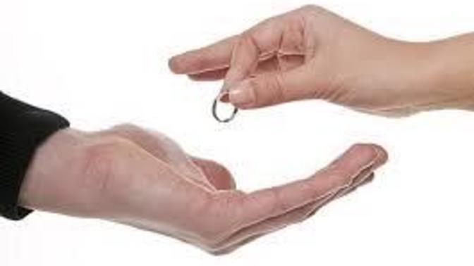 Anybody engaged, ever break up?