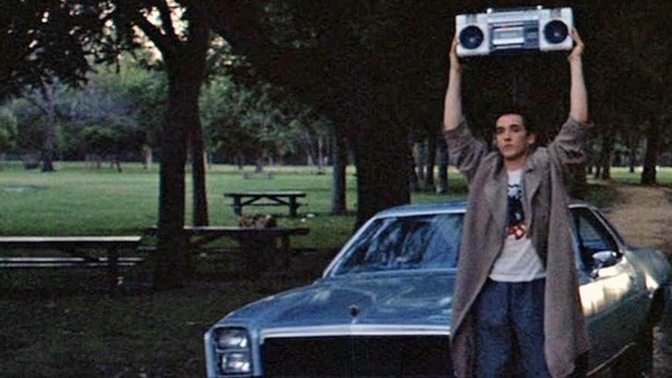 Are men who display romantic gestures just simps in women's eyes?