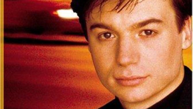 Rate how funny this SNL cast member is out of 5: Mike Myers?