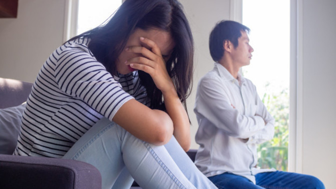 Do men ever break up with women that they love because they just see no future with them?