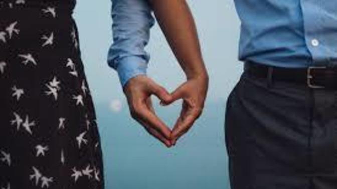 Should I marry a man with no money at all?