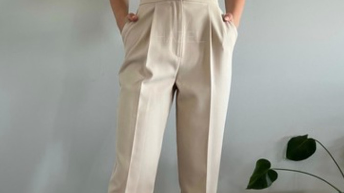 Girls, which pants do you prefer?