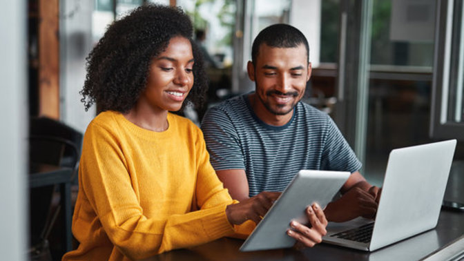 Do only insecure couples share social media accounts?