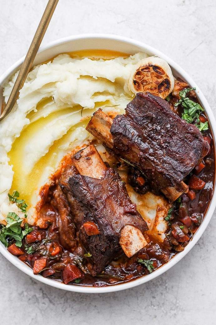 Which of these two dinners do YOU like better ?