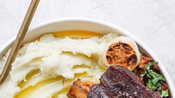 Which of these two dinners do YOU like better?