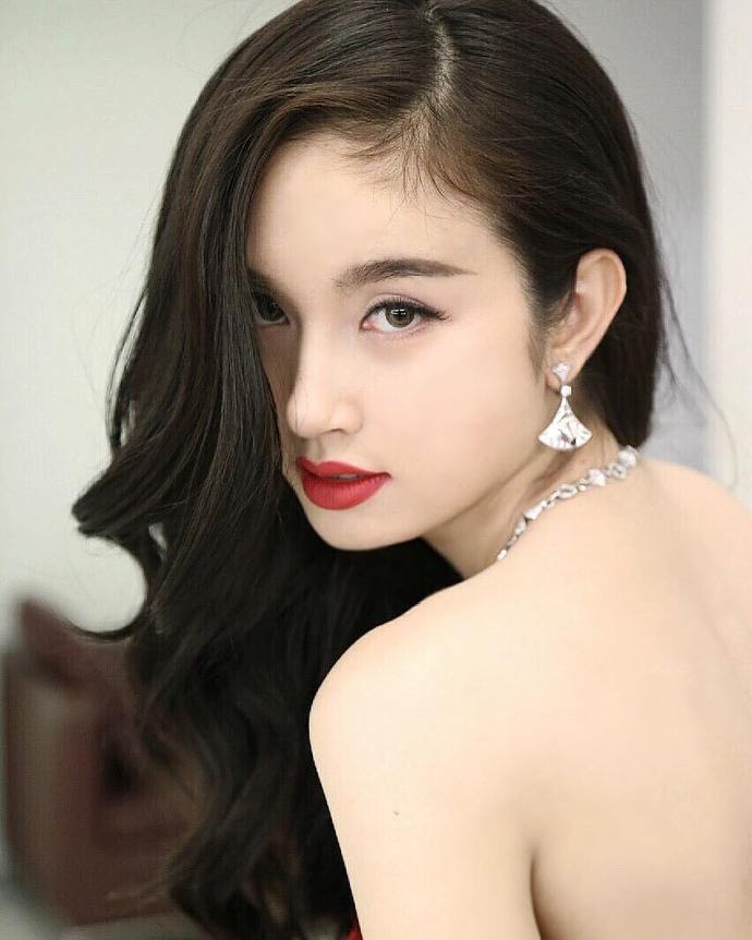 Who wants to turn into a ladyboy?