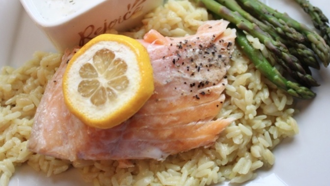 Is salmon better with tartar sauce?