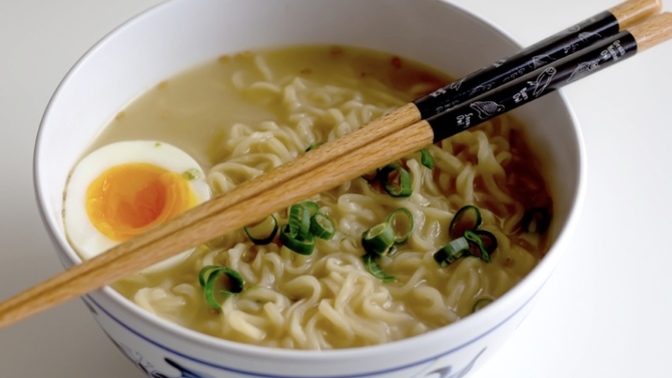 Is it healthy to consume 3 packs of instant ramen daily?