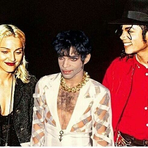 Why havent we had a popstar and a vocalist who changed the game like those in the past?