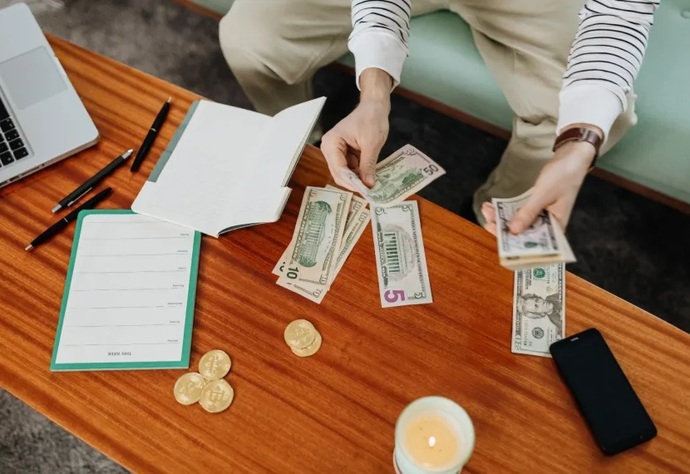 Are you looking for love or money and a certain lifestyle? And if a man works and can hold his own and help with bills is that good enough for you?