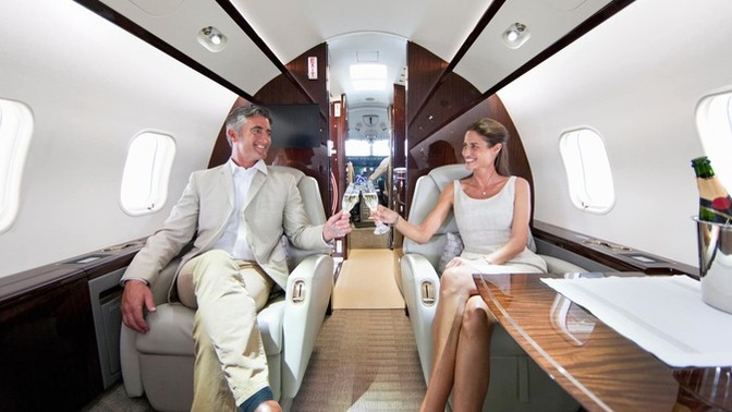 Do you want to live a private jet lifestyle?