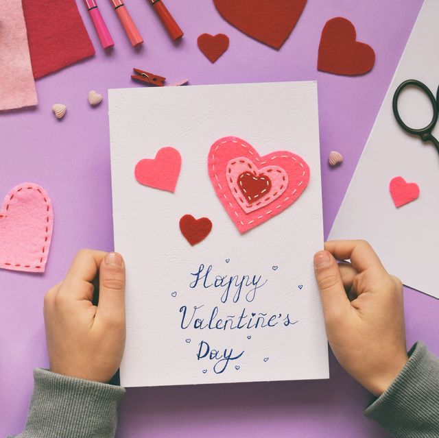 What’s appropriate to write for a Valentines Day card in a very new relationship?
