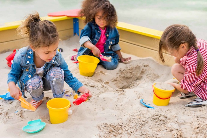 What was your favorite playground equipment thingy to play on growing up?