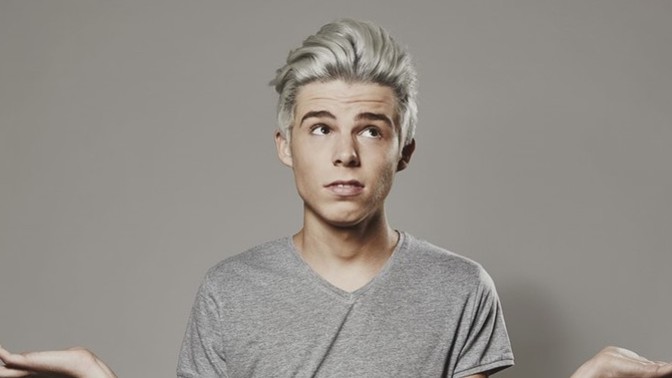 Is grey hair hot on young guys?