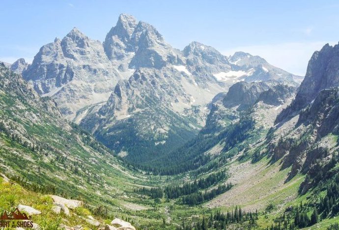 Which of the two landscapes is more beautiful?