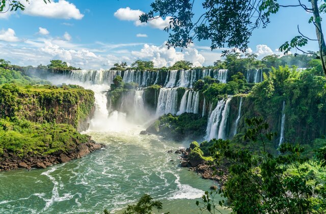 Which of the two landscapes is more beautiful?