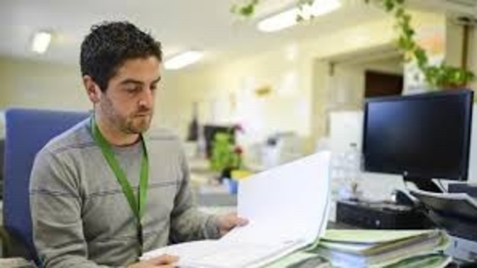 Agree or Disagree: The 9-5 job is a scam?