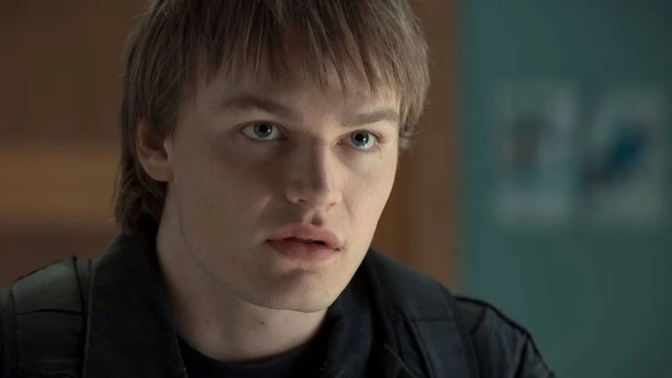 In your opinion, does he look better with or without facial hair?