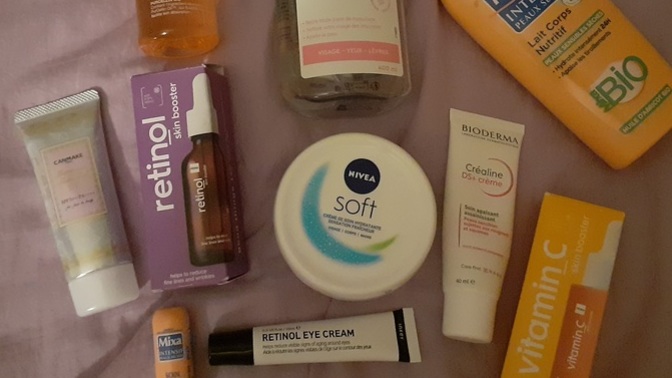 '*•.¸♡ what skincare products do u use ♡¸.•*' ?