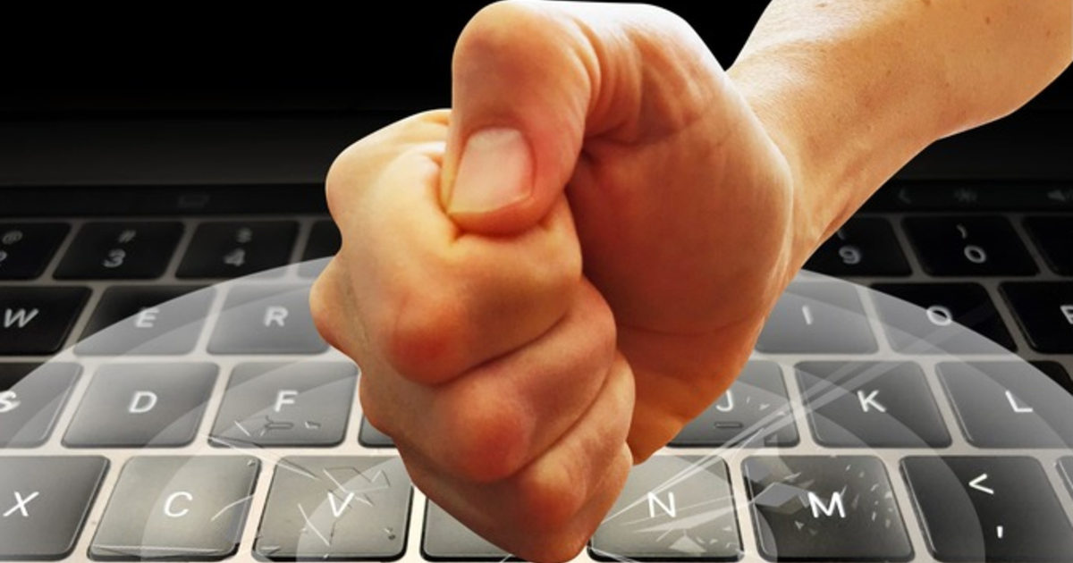 Why can't mac users solve their own computer problems? - GirlsAskGuys