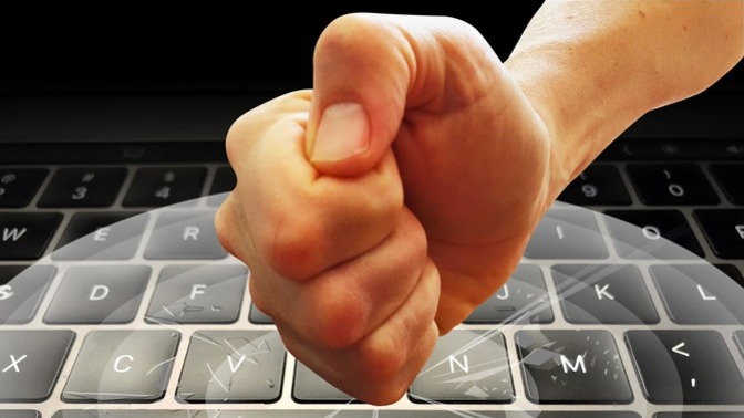 Why can't mac users solve their own computer problems?