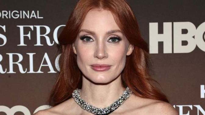 Isn't Jessica Chastain like super gorgeous?