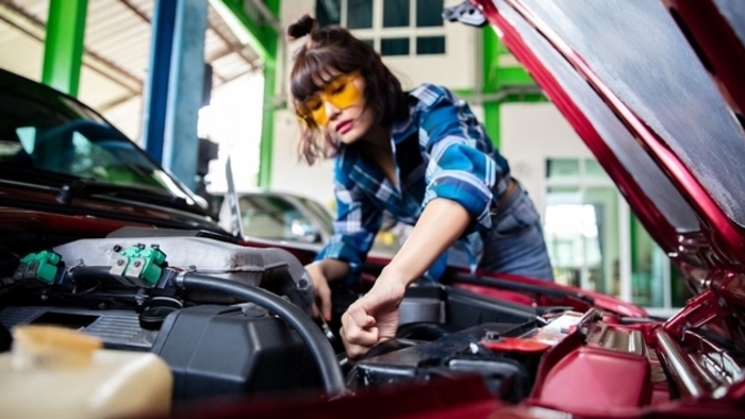 Do you prefer a partner who is handy and good at fixing things?