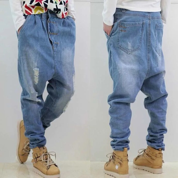 Skinny jeans - are they out of fashion?