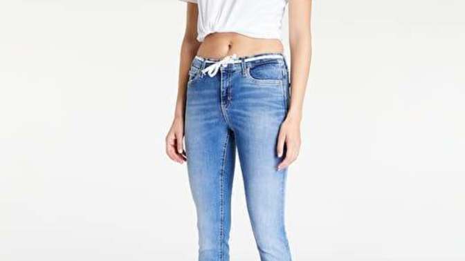 Skinny jeans - are they out of fashion?