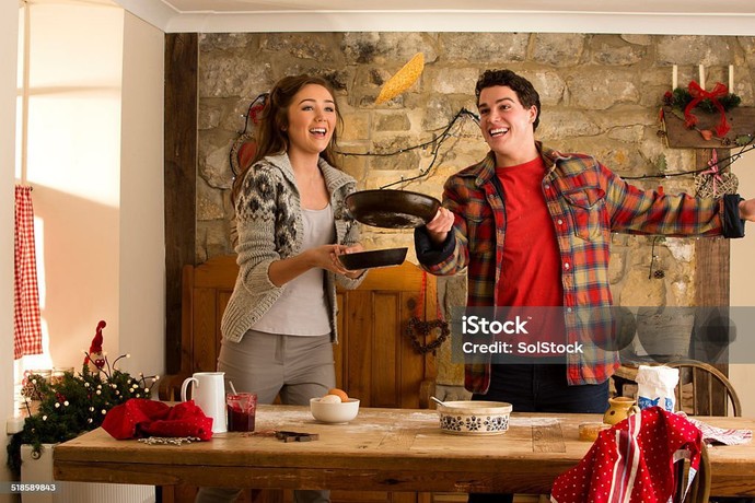Whos better at tossing, men or women?